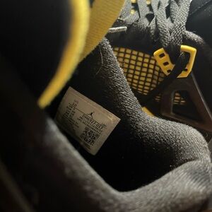 Jordan Men's Sneakers in Black and Yellow
